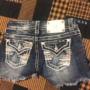 Miss Me signature shorts size 24